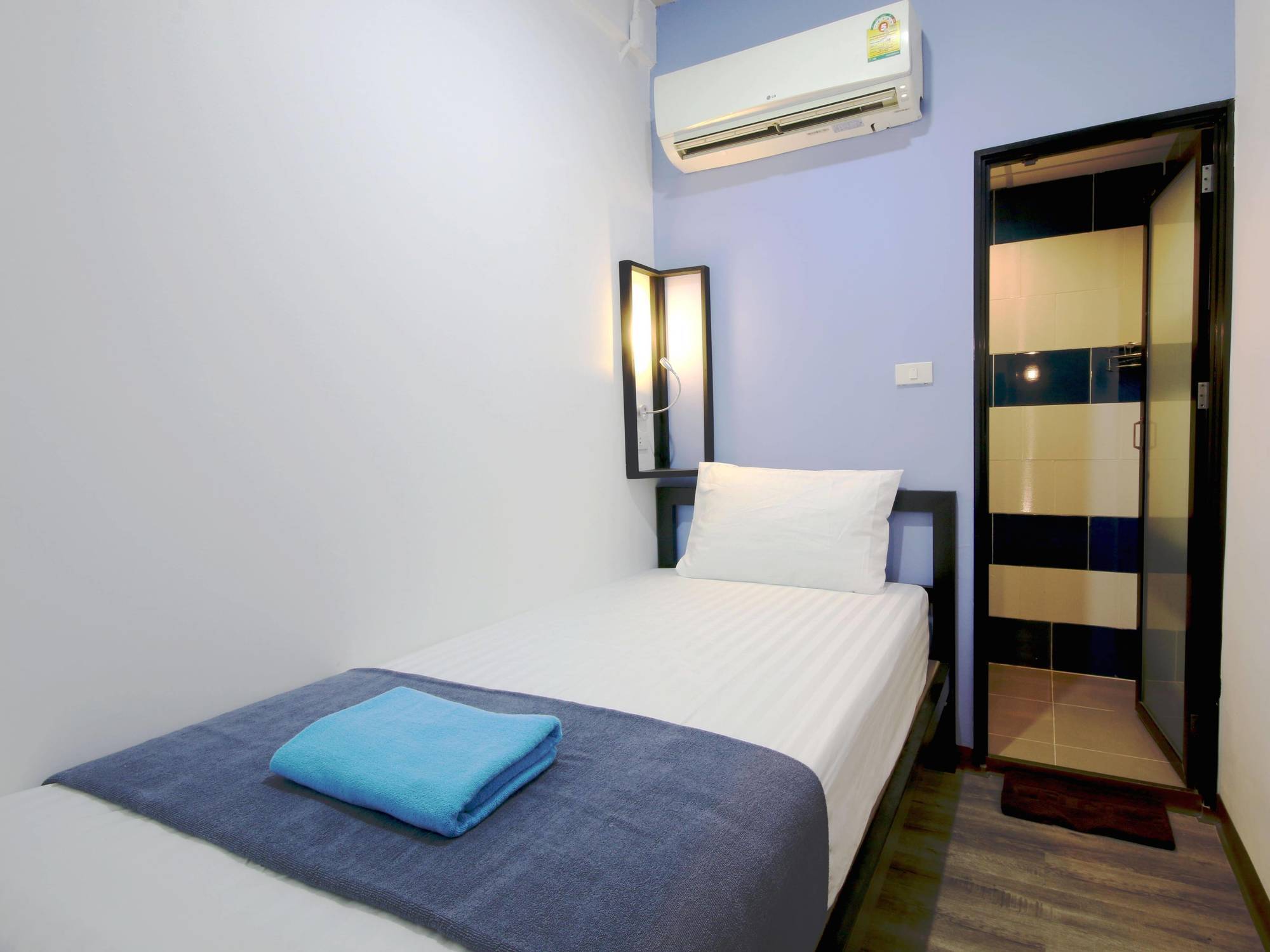 The Pillow Hostel Khaosan Bangkok Extérieur photo