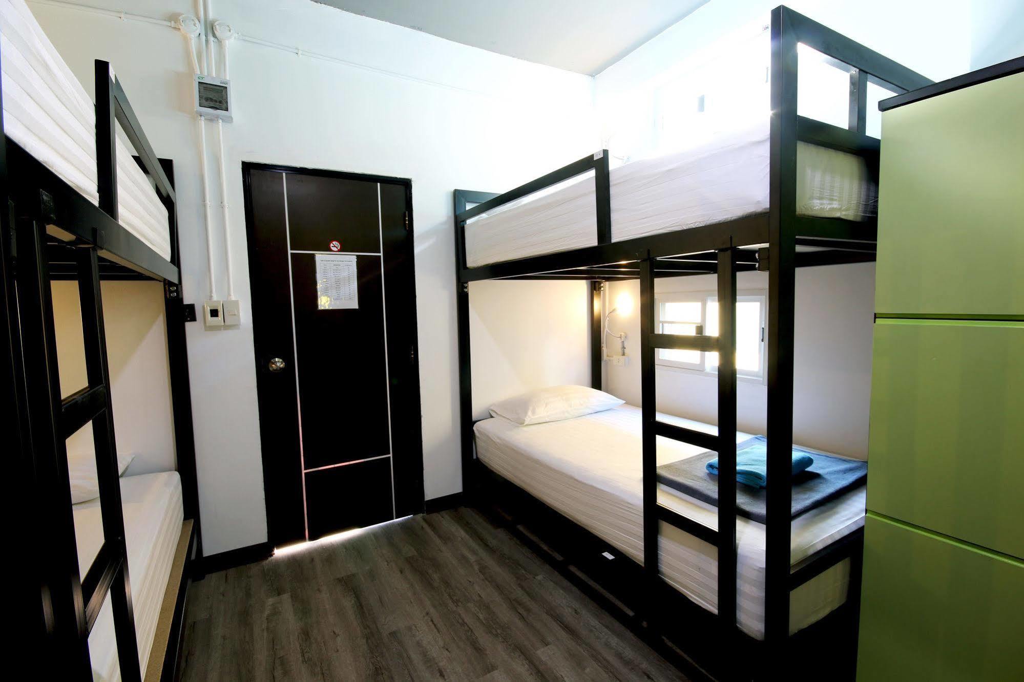 The Pillow Hostel Khaosan Bangkok Extérieur photo